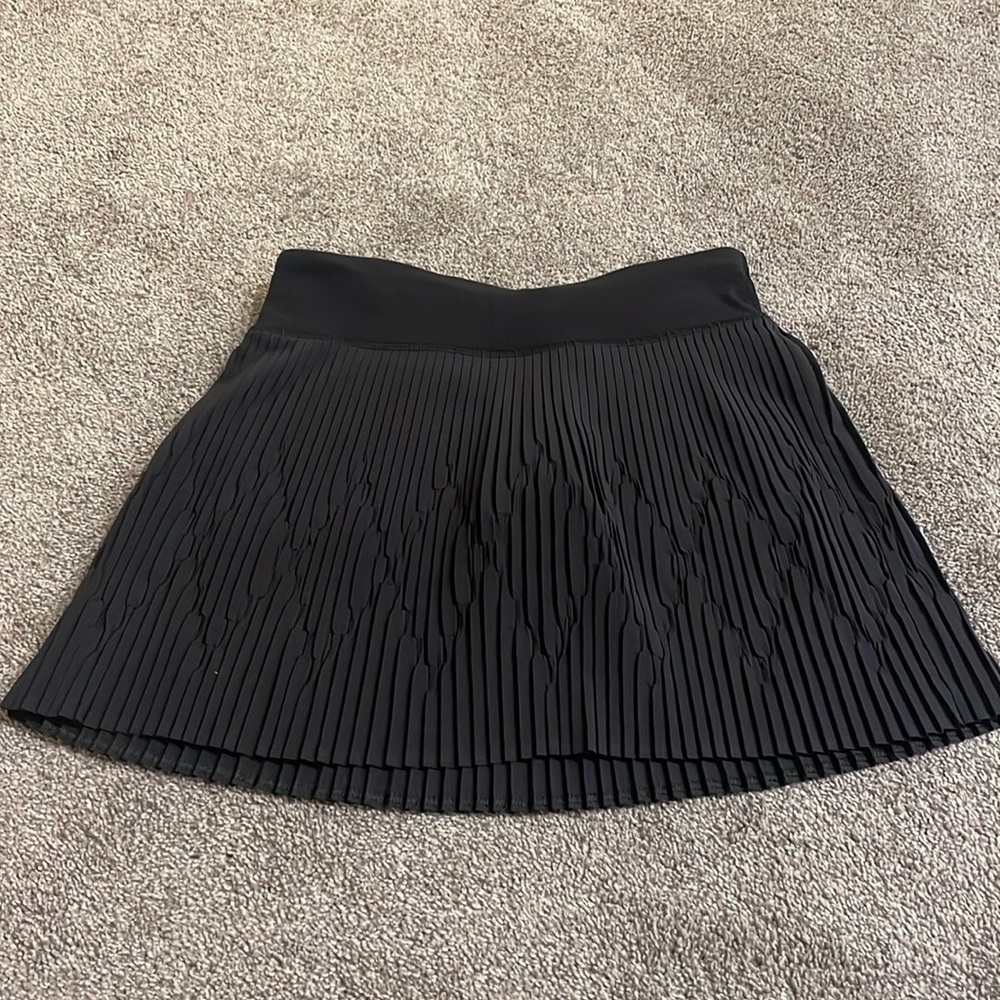 Iviva Full Sprint Pleated Skort Size 10 (Kids)